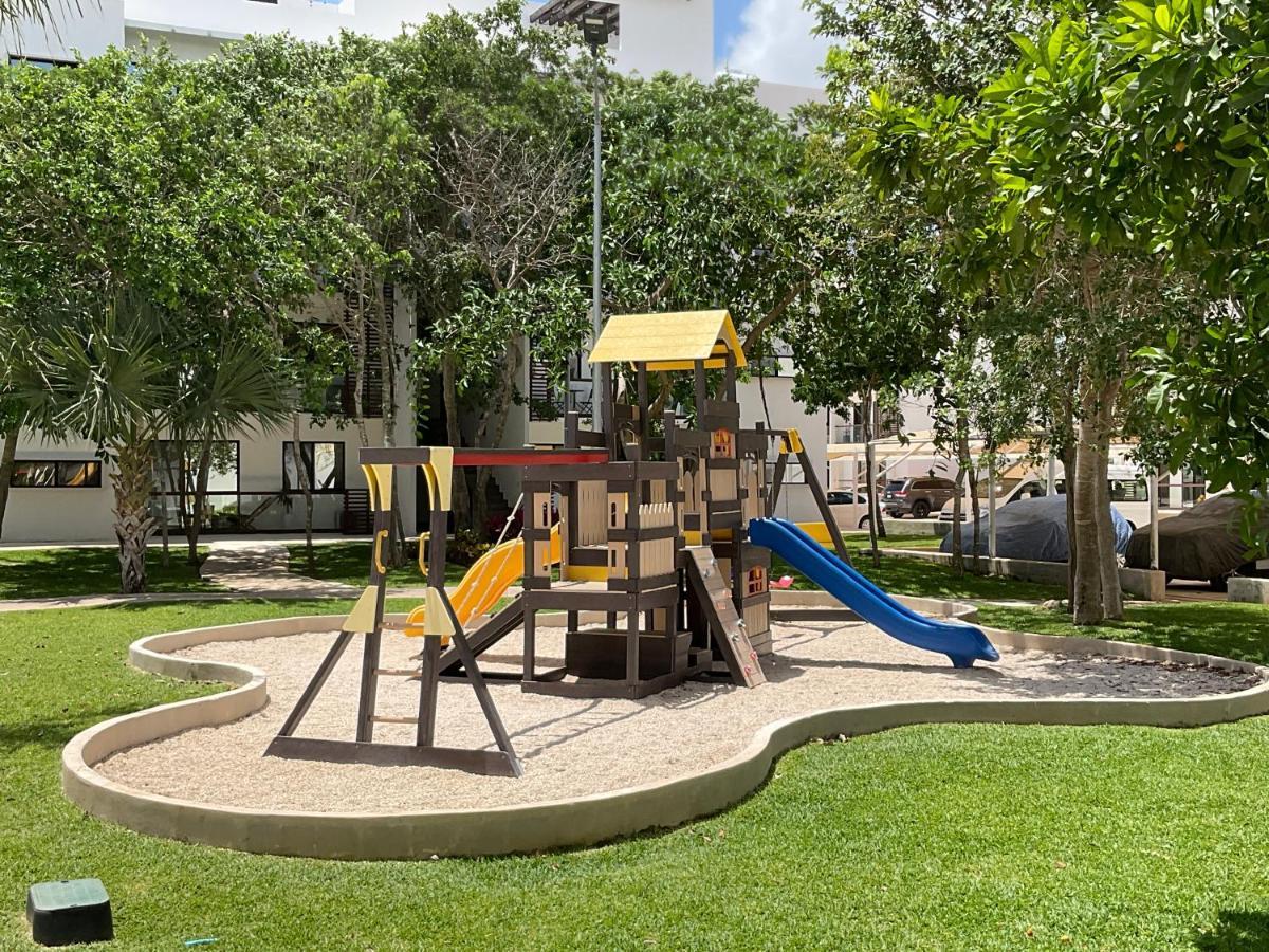 Yellowsub Apartments Cancun Dış mekan fotoğraf