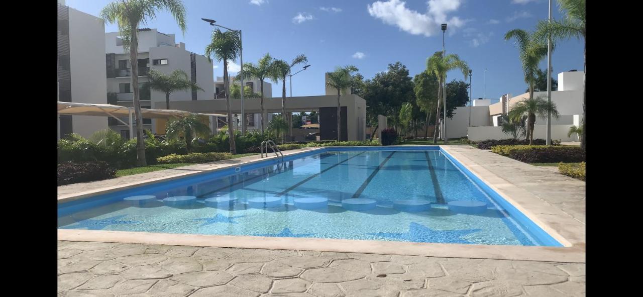 Yellowsub Apartments Cancun Dış mekan fotoğraf