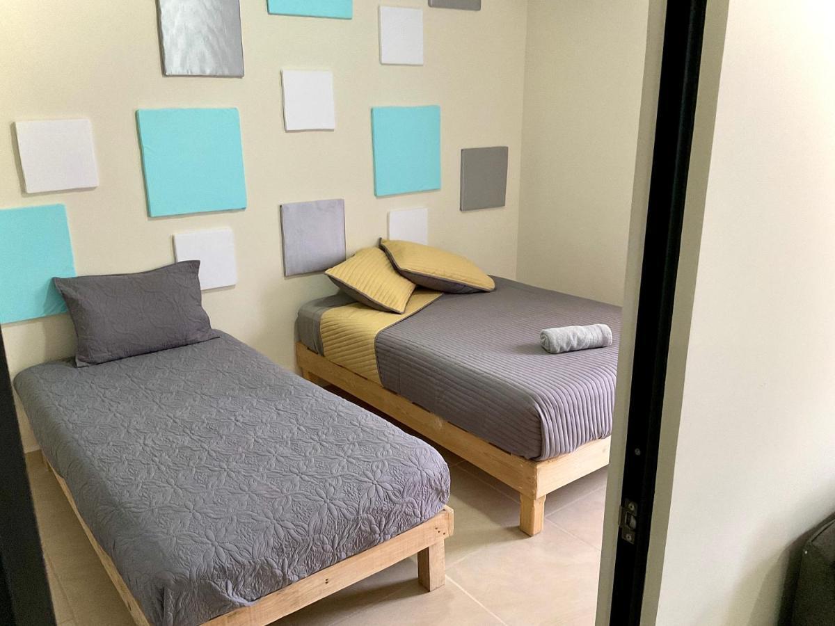 Yellowsub Apartments Cancun Dış mekan fotoğraf